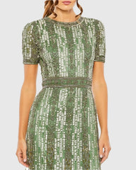 Green High Neck Short Sleeve Crystal Fringe Sheath Dress